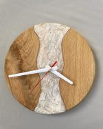 Masivní dřevěné hodiny s epoxidem průměr 23 cm