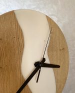 Masivní dřevěné hodiny s epoxidem průměr 23 cm