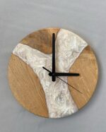 Masivní dřevěné hodiny s epoxidem průměr 23 cm