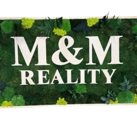 Mechová stěna s logem pro firemní design - Mix mechů a rostlin